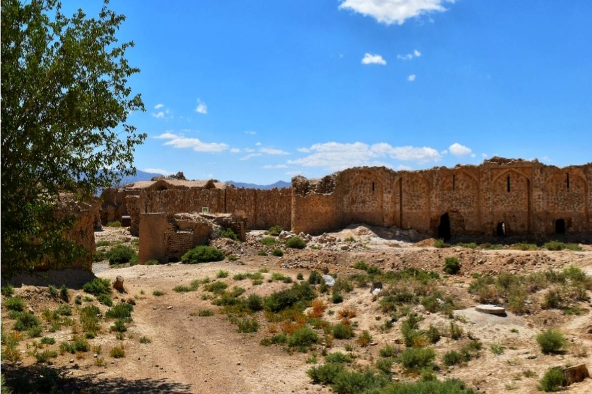 بحران کمآبی در روستای رباط عشق و همدلی مردم برای حفظ کشاورزی