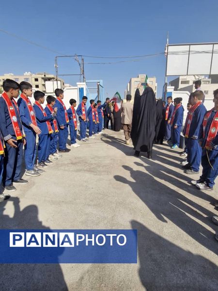 عطر ایثار در مدرسه شاهد قشم پیچید