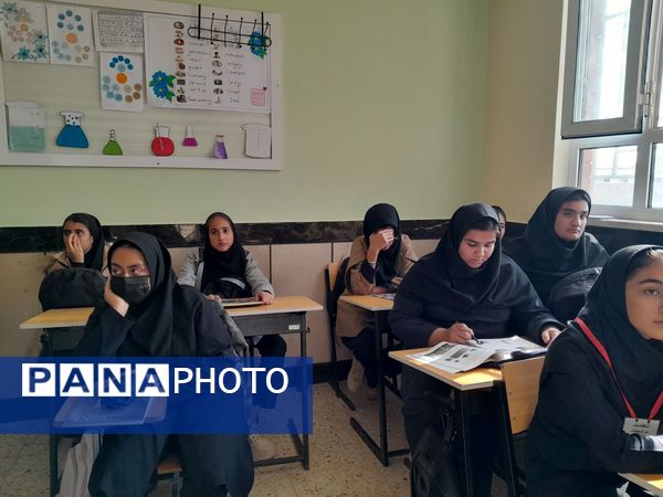کارگاه اطلاع رسانی مسابقات قرآن ، عترت و نماز در دبیرستان مادرمهربان خلیل آباد