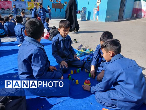 اردوی درون مدرسه‌ای به‌مناسبت روز جهانی کودک 