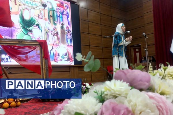 مراسم یلدای مادرانه با حضور فرهنگیان و دانش‌آموزان در اردوگاه شهید منتظری شهریار