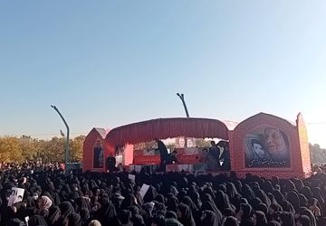 حضور باشکوه مردم شهید پرور اصفهان در مراسم تشییع پیکر ۱۲ شهید گمنام 