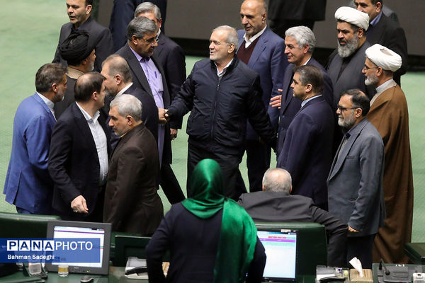 تقدیم لایحه بودجه سال ۱۴۰۵ به مجلس شورای اسلامی