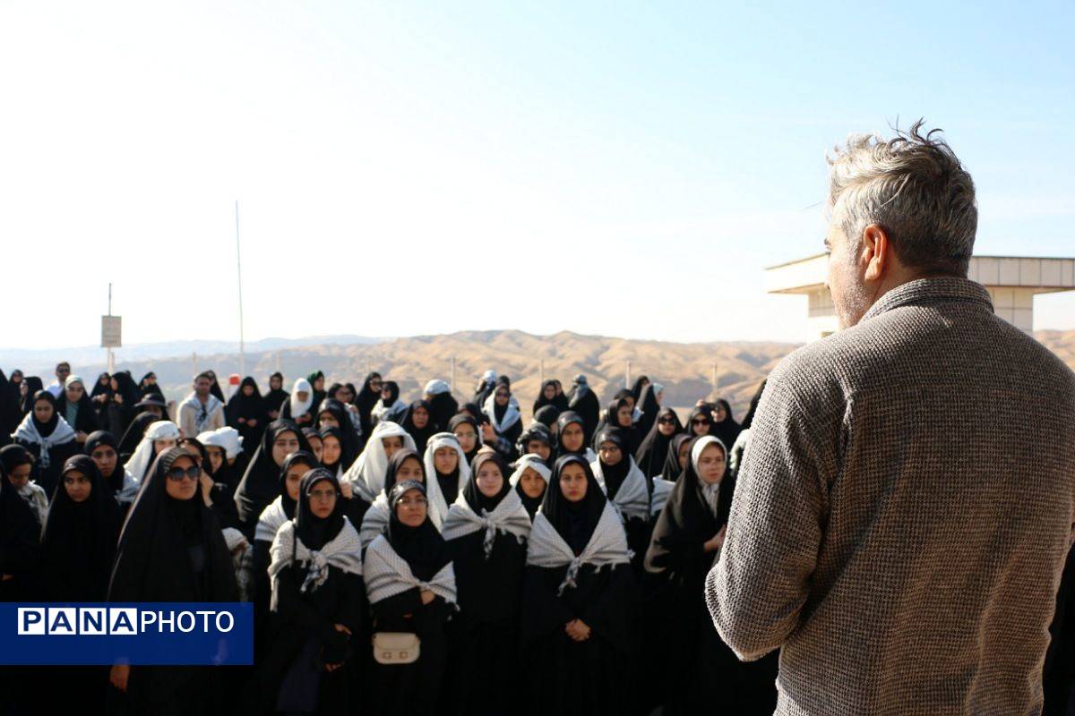 روز دوم سفر راهیان نور دانش‌آموزان ملارد در مسیر حماسه و نور