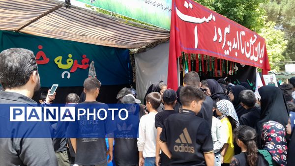 مواکب فرهنگی و پذیرایی در روز اربعین در امامزاده محروق و ابراهیم نیشابور 
