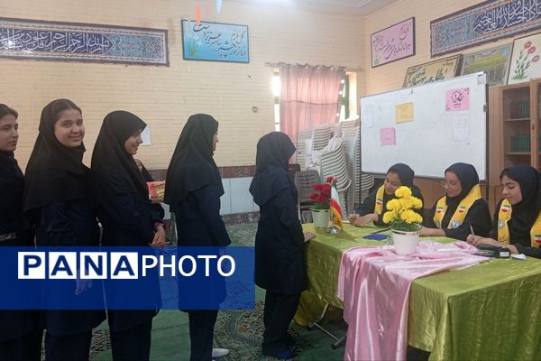 انتخاباتی با شکوه در دبیرستان نرجس یک