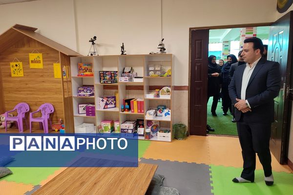 افتتاح اتاق پژوهش در دبستان نیلوفر رفیعی ناحیه دو شهرری 