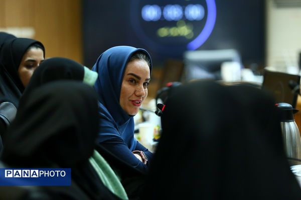 نشست صمیمانه وزیر آموزش و پرورش با مدیران مدارس