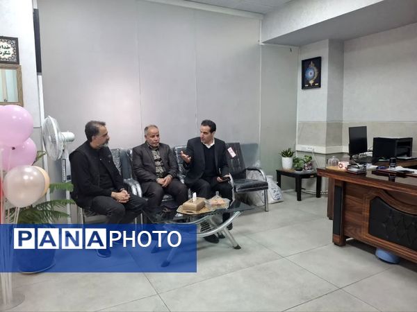 بازدید رئیس آموزش‌ و پرورش ناحیه ۲ از دبیرستان رحمت آیین یک