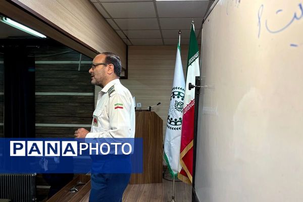 لحظه‌هایی از یادگیری و هم‌دلی در کارگاه توانمندسازی پیشتازان اسلامشهر