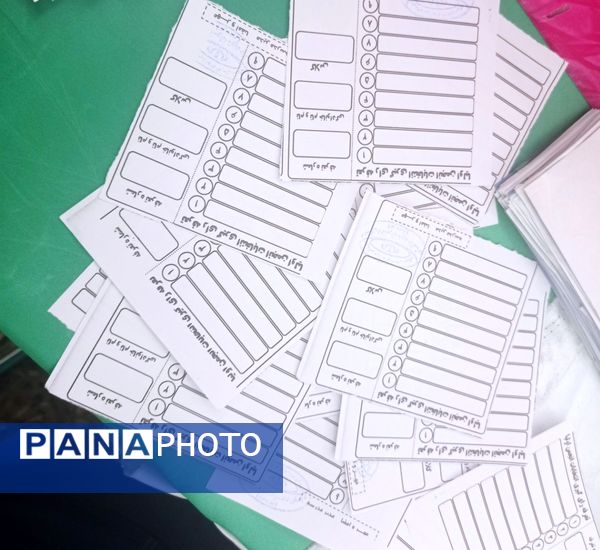 انتخابات شورای دانش‌آموزی در مدرسه شهید خاقانی شهرستان شیروان