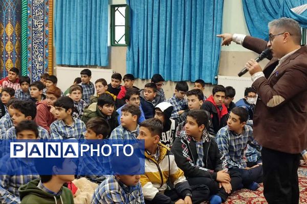 گرامیداشت روز مادر در مدارس اسلامشهر