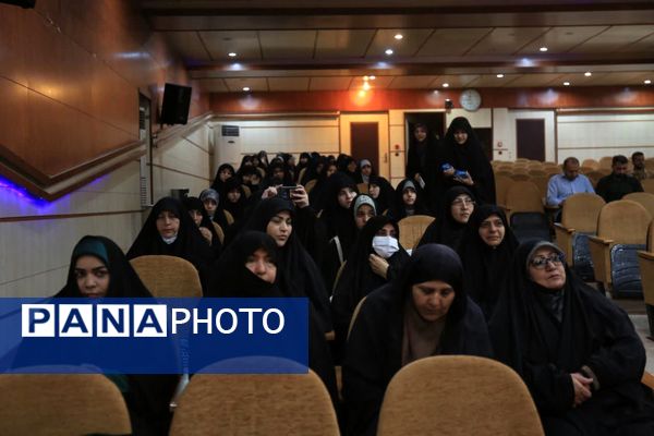 همایش «مدار امید» با حضور فعالان رسانه بسیج در قم