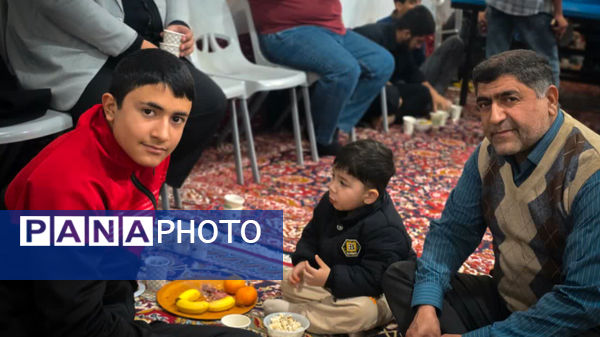 جشن خانوادگی یلدا در مسجد المنتظر