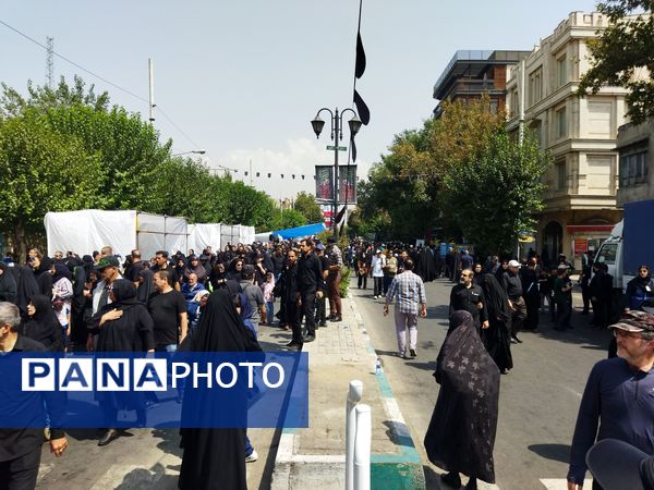 عشق به امام حسین (ع) زمان و مکان نمی‌شناسد