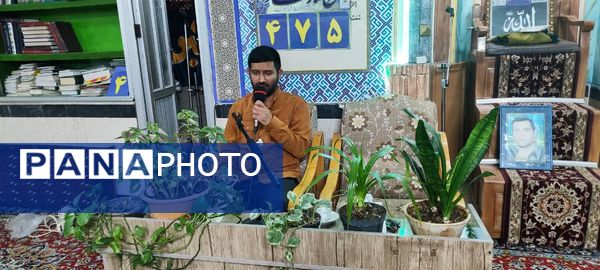 محفل انس با قرآن کریم به یاد شهدای ارتش در شهرستان کاشمر