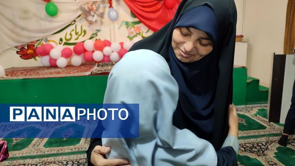 تکریم همسران و دختران شاهد جامعه هدف دبستان شاهد حاج تقی آقا بزرگ مشهد
