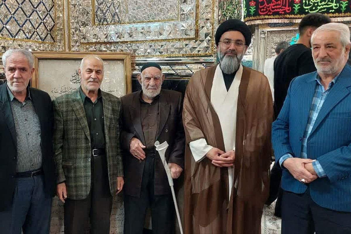 تجلیل از پیرغلامان و ستایشگران اهل‌بیت(ع) در آیین معنوی ایام فاطمیه در پیشوا