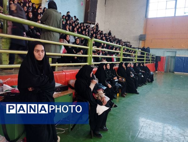 همایش گردان فاتحین قدس به‌مناسبت هفته بسیج دانش‌آموزی 