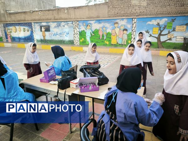 وارنیش فلوراید در دبستان شطیطه2