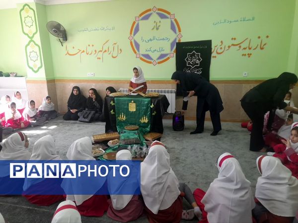 مراسم معنوی روضه حضرت فاطمه زهرا (س) در دبستان فردوس