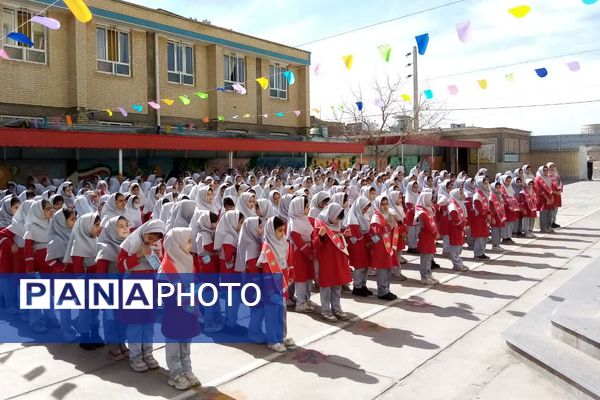 جشن نیکوکاری در دبستان نیلوفران تربت جام