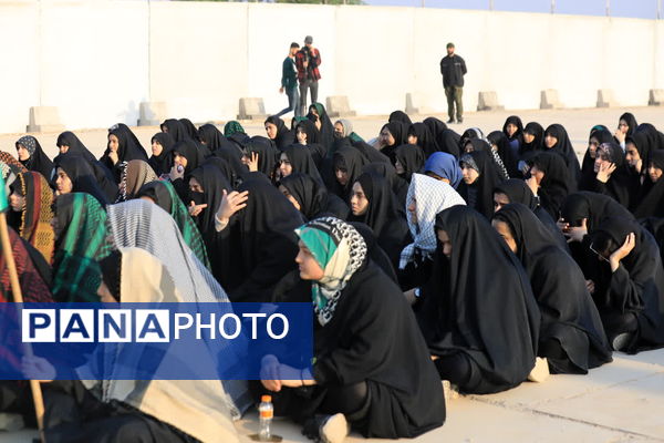 حال و هوای دختران هنرستانی قم در بازدید از یادمان‌های عملیاتی جنوب کشور