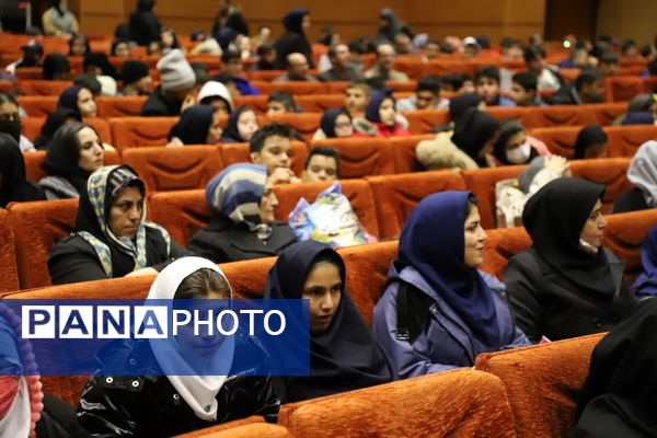 آیین گرامیداشت روز جهانی معلولان در آموزش و پرورش آذربایجان شرقی