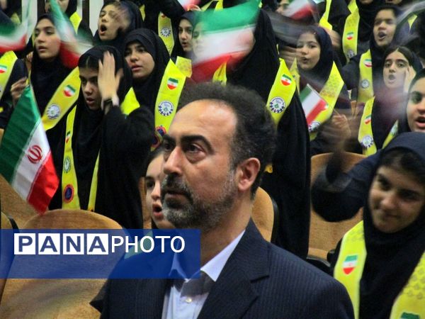 برگزاری یادواره شهدای جنگ ۱۲ روزه در کانون رشد ناحیه 3 کرج 