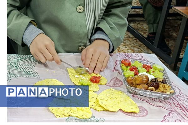 ترویج تغذیه سالم با همکاری سفیران سلامت در مدرسه پسرانه شهید رجایی