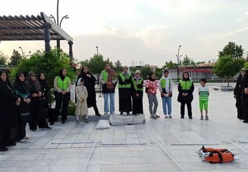 آموزش اسکان اضطراری و حمل مصدوم برای ارتقای آمادگی در شرایط بحران در مشهد
