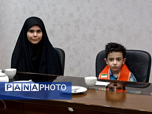 نشست صمیمی مدیرکل آموزش و پرورش استان زنجان در خبرگزاری پانا 