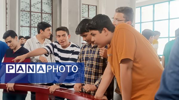 بازدید دانش‌آموزان دبیرستان شاهد ابوذر غفاری نیشابور از افلاک نمای نیشابور