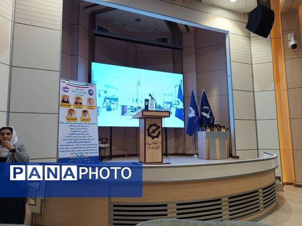 همایش «مسیر طلایی» برای ترسیم افق جهانی دانش‌آموزان در مشهد