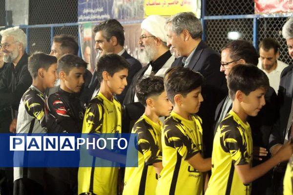 اختتامیه مسابقات فوتبال پایه کاشمر با قهرمانی تیم سپاهان ترشیز