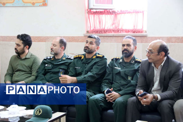 طرح سپاس معلم در مدارس شهرستان اسلامشهر با حضور مسئولین شهرستان