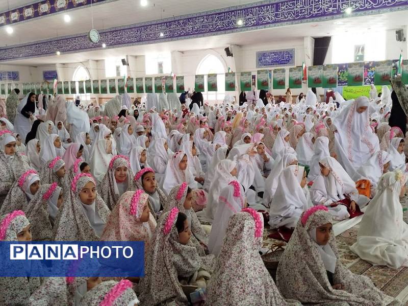 جشن تکلیف دانش‌آموزان دختر پایه سوم شیروان