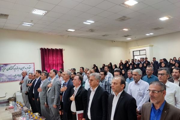 معاون وزیر آموزش و پرورش با مدیران مدارس شهرستان آبدانان دیدار کرد