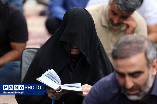 مراسم دعای عرفه در خیابان سعدی