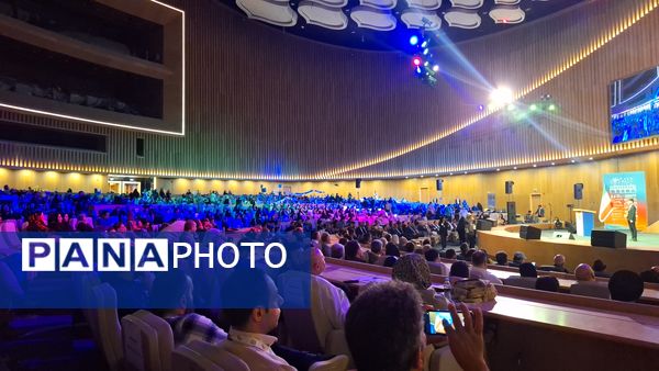 اختتامیه جشنواره فیلم‌های کودکان و نوجوانان در اصفهان نصف جهان