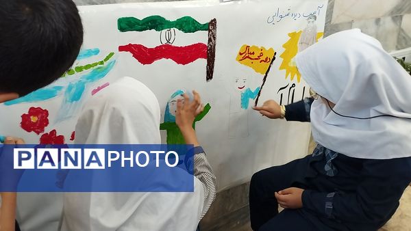 مسابقه نقاشی با موضوع دهه فجر در آموزشگاه ولایت شهرستان فریمان