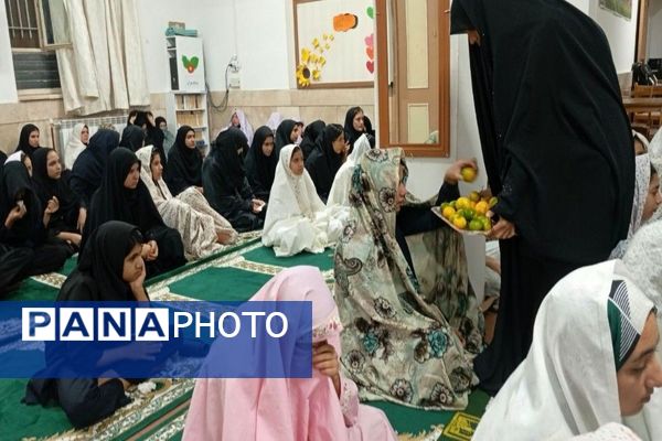جلسه هفتگی توسل به آقا امام زمان (عج) در خوابگاه دخترانه شهید مجید دهنوی 