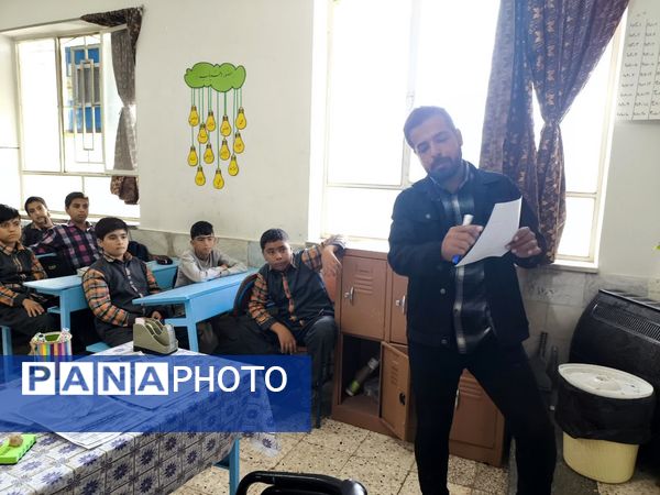 مسابقه درس‌هایی از قرآن گامی برای ترویج فرهنگ و سبک زندگی قرآنی در بین دانش‌آموزان دبستان شهید پسندیده فدافن