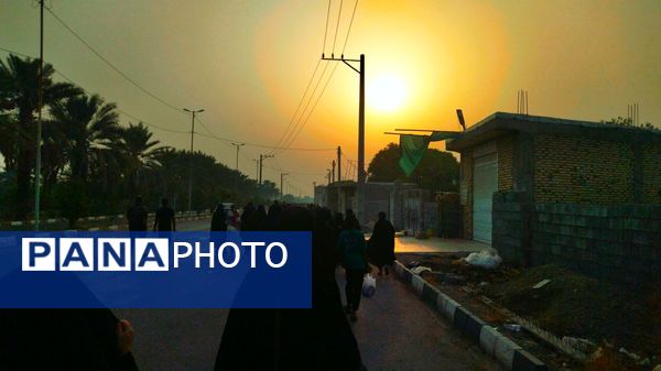 جاماندگان اربعین در مسیر شاه قطب‌الدین حیدر شهرستان رودان