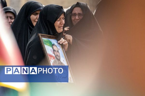 تشییع با شکوه شهدای مقاومت در دارالمؤمنین کاشان