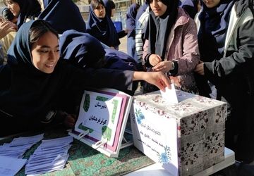 انتخابات شورای دانش آموزی در دبیرستان کوثر فرهنگیان 