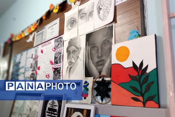 نمایشگاه هنری «هفته ماها» روایت تصویر از پیوندهای نادیدنی