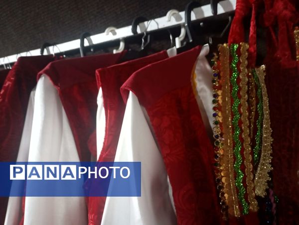  برپایی سیاه چادر بومی محلی در فاروج