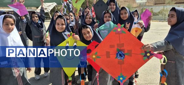 جشن روز کودک در دبستان علمدار تفت