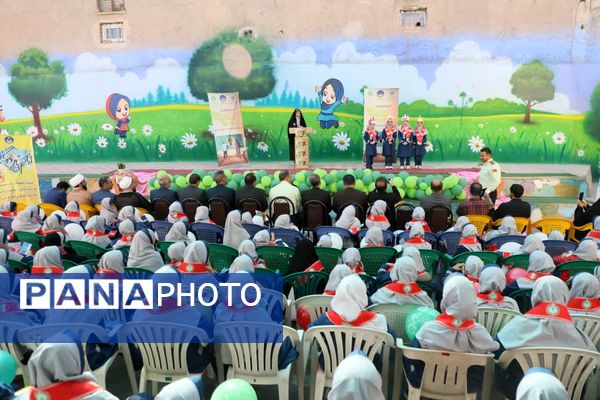 برگزاری مشترک جشن عاطفه‌ها در همدان با مشارکت کمیته امداد و سازمان دانش‌آموزی